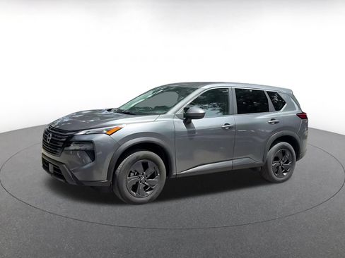 Used 2026 Nissan Rogue SV AWD/4WD image 6
