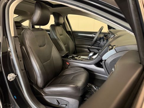 Used 2014 Ford Fusion Titanium AWD/4WD image 27