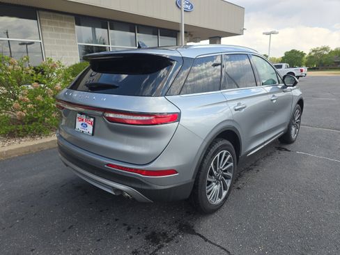Used 2023 Lincoln Corsair Reserve w/ Equipment Group 201A AWD/4WD image 2