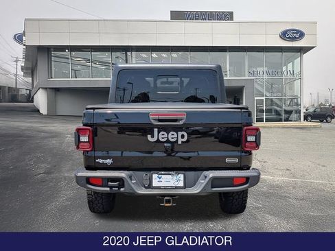 Used 2020 Jeep Gladiator Overland AWD/4WD image 6