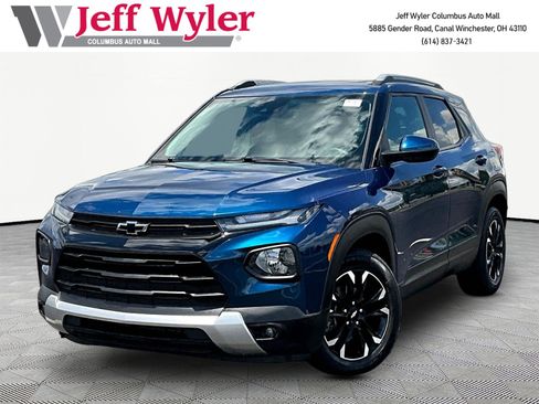Used 2021 Chevrolet TrailBlazer LT w/ Sun and Liftgate Package FWD image 1