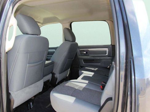 Used 2018 RAM 3500 SLT w/ Protection Group AWD/4WD image 23