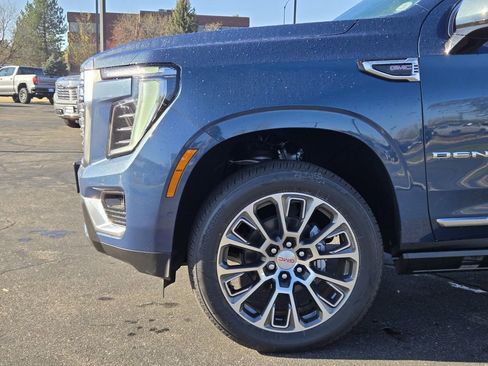 New 2026 GMC Yukon Denali w/ Denali Reserve Package image 6