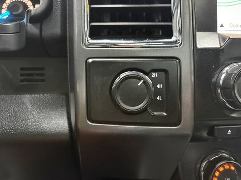 Used 2016 Ford F150 XLT w/ Equipment Group 302A Luxury AWD/4WD image 25