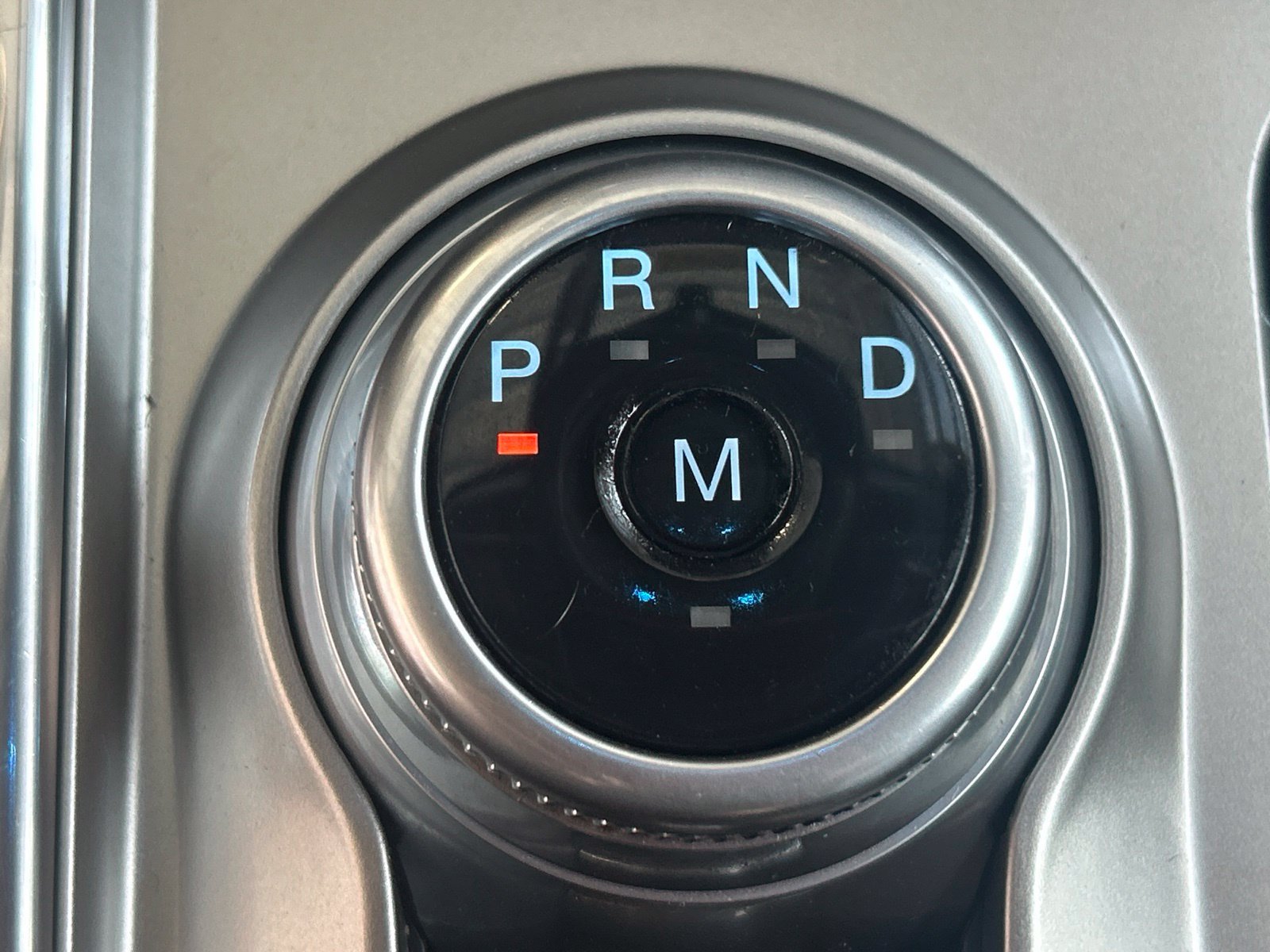 Used 2020 Ford Explorer XLT w/ Equipment Group 202A AWD/4WD image 26