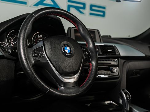 Used 2017 BMW 430i Convertible image 18