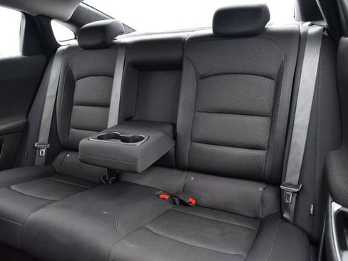 Used 2024 Chevrolet Malibu LT FWD image 19