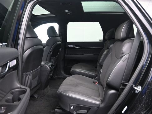 Used 2024 Hyundai Palisade Calligraphy image 23