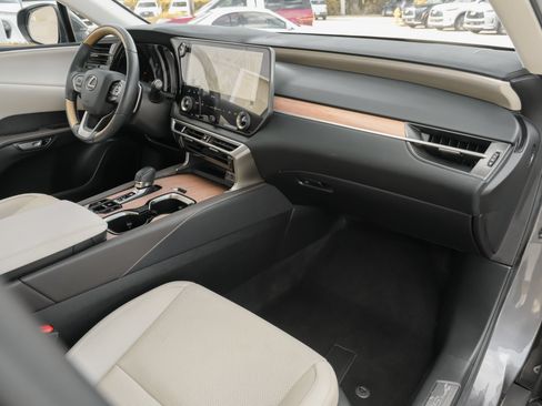 Used 2024 Lexus RX 350 Premium w/ Accessory Package (Z1) FWD image 41