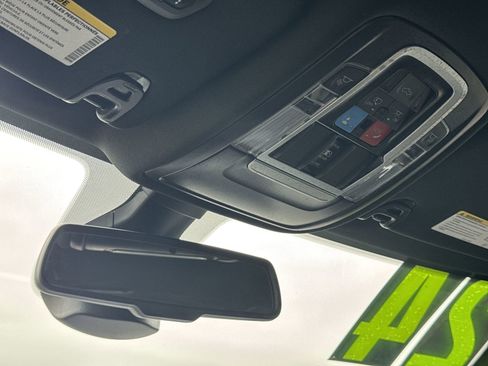 Used 2024 RAM 2500 Laramie w/ Night Edition image 27