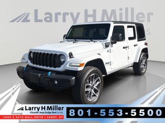 Used 2024 Jeep Wrangler Unlimited w/ Convenience Group AWD/4WD video 1