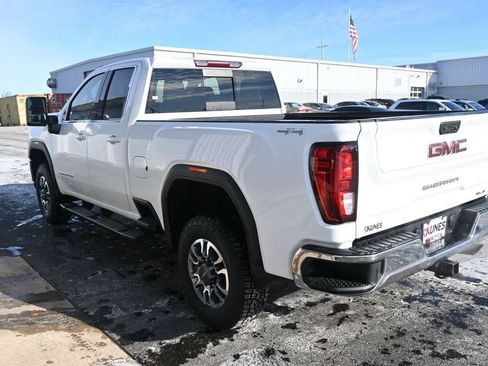 Used 2022 GMC Sierra 2500 SLE w/ SLE Convenience Package image 11
