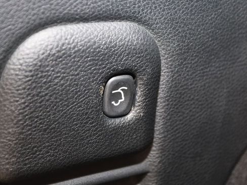 Used 2017 Jeep Grand Cherokee Limited AWD/4WD image 51