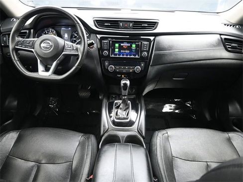 Used 2020 Nissan Rogue SL w/ Premium Package image 9