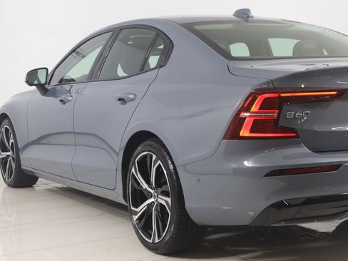 Used 2023 Volvo S60 B5 Plus AWD/4WD image 25
