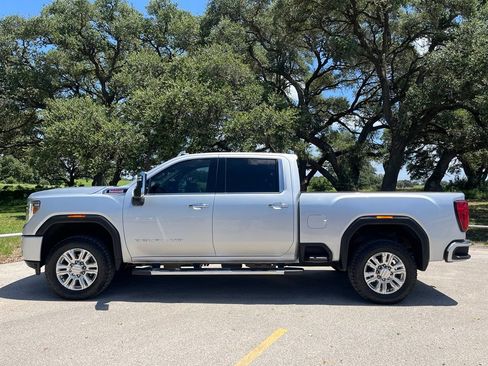 Used 2021 GMC Sierra 2500 Denali w/ Denali Ultimate Package AWD/4WD image 8