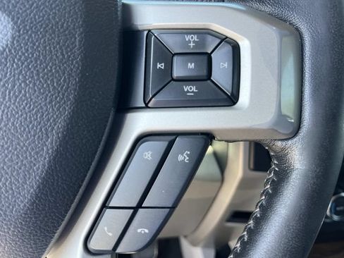 Used 2019 Ford F150 Lariat AWD/4WD image 33