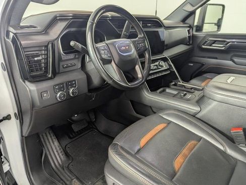 Used 2024 GMC Sierra 2500 AT4 w/ AT4 Premium Plus Package image 11