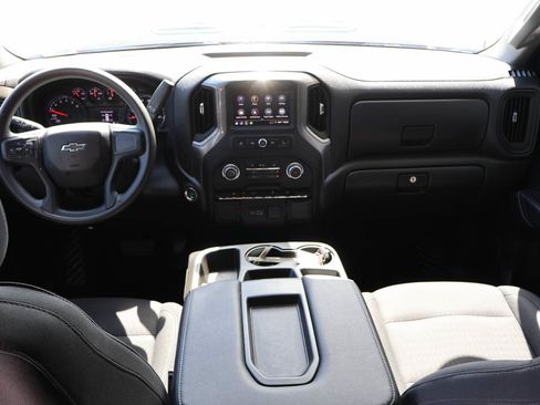 Used 2023 Chevrolet Silverado 1500 Custom Trail Boss w/ LPO, Dark Essentials Package AWD/4WD image 11