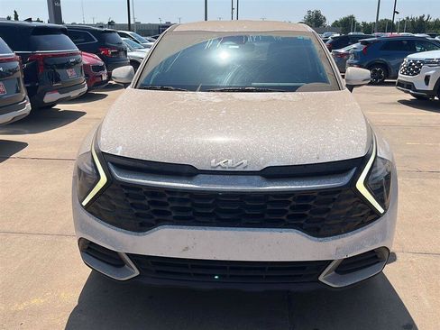 Used 2023 Kia Sportage EX FWD image 7