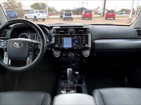 Used 2021 Toyota 4Runner Venture w/ Moonroof Package AWD/4WD image 16
