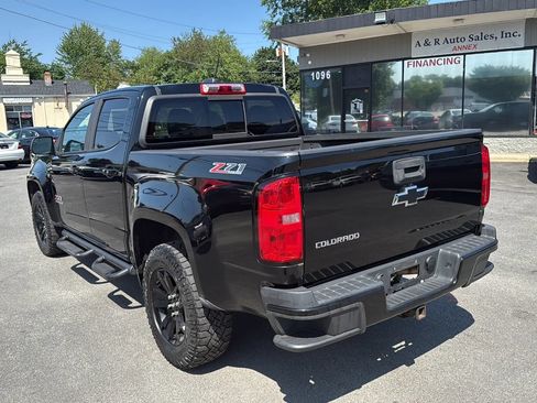 Used 2016 Chevrolet Colorado Z71 w/ Z71 Midnight Edition AWD/4WD image 7