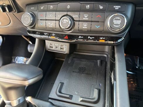 Used 2024 Dodge Durango Citadel AWD/4WD image 27
