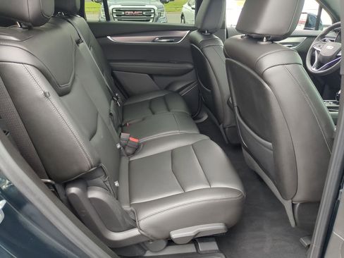 Used 2024 Cadillac XT6 Luxury w/ LPO, Floor Liner Package AWD/4WD image 25