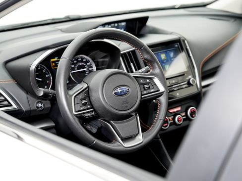 Used 2018 Subaru Crosstrek 2.0i Limited AWD/4WD image 9