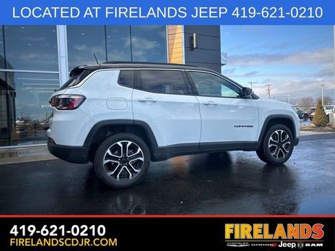 Used 2024 Jeep Compass Limited image 13