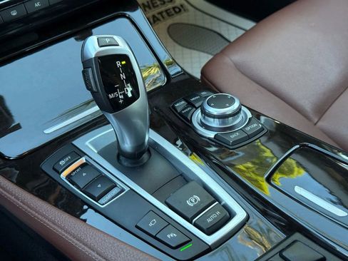 Used 2013 BMW 528i Sedan image 23