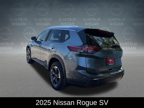 Used 2025 Nissan Rogue SV w/ SV Premium Package FWD image 3