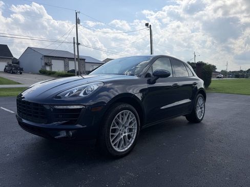Used 2017 Porsche Macan S AWD/4WD image 2