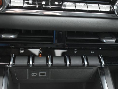 New 2026 GMC Canyon Elevation w/ Convenience Package image 28