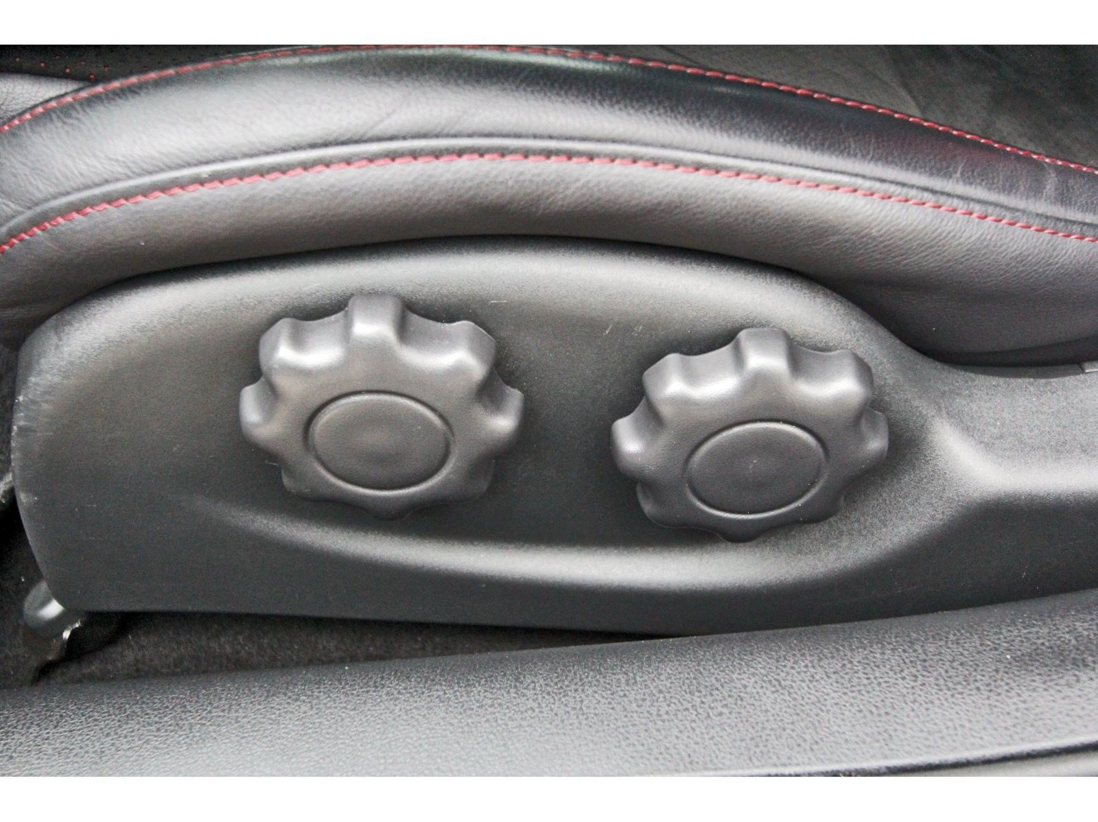 Used 2024 Nissan Z NISMO w/ Floor Mat Package RWD image 26