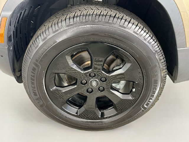 Used 2024 Land Rover Defender 110 S AWD/4WD image 37