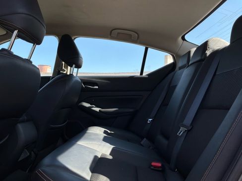 Used 2020 Nissan Altima 2.5 SR FWD image 18