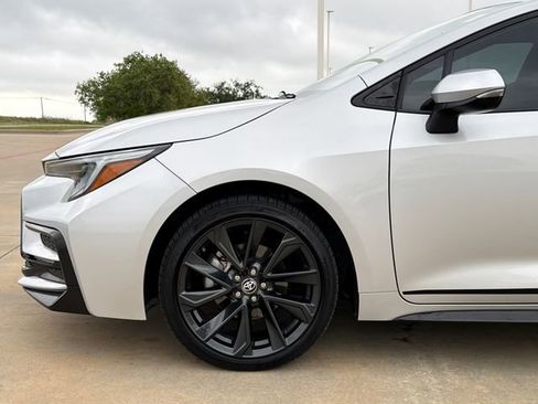 Used 2024 Toyota Corolla SE image 5