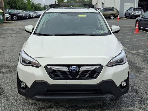 Used 2023 Subaru Crosstrek 2.5i Limited w/ Moonroof Package image 3