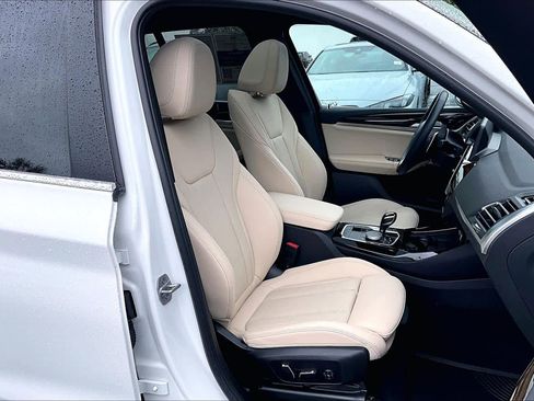 Certified 2024 BMW X3 sDrive30i w/ Convenience Package RWD image 9