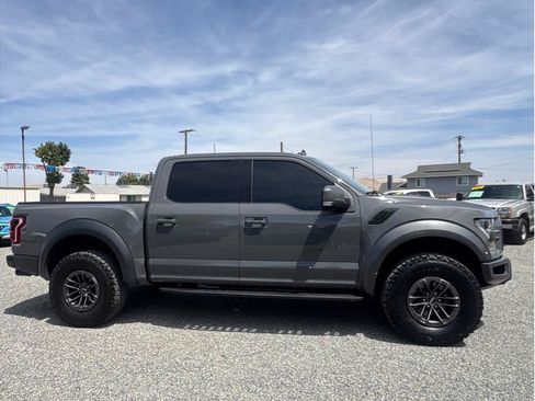 Used 2020 Ford F150 Raptor w/ Equipment Group 802A Luxury AWD/4WD image 4