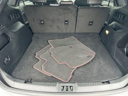 Certified 2023 Ford Edge ST-Line image 10