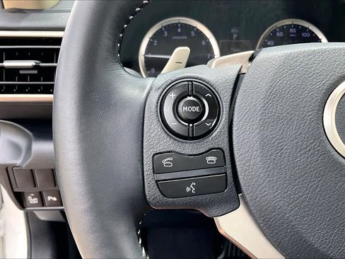 Used 2014 Lexus IS 250 w/ Navigation Package RWD image 21