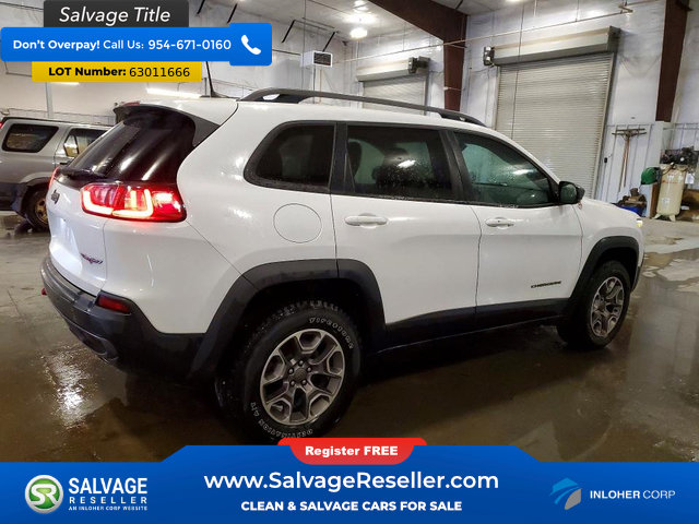 Used 2020 Jeep Cherokee Trailhawk w/ Cold Weather Group AWD/4WD image 4