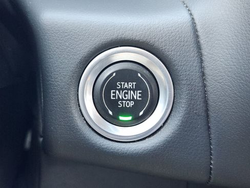 Used 2022 GMC Yukon AT4 image 25