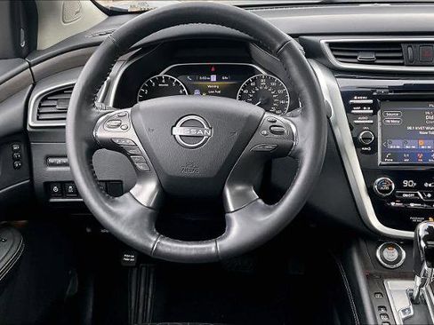 Certified 2023 Nissan Murano Platinum image 5