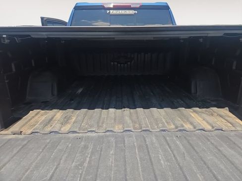 Used 2019 Chevrolet Silverado 1500 LTZ w/ LTZ Premium Package AWD/4WD image 36