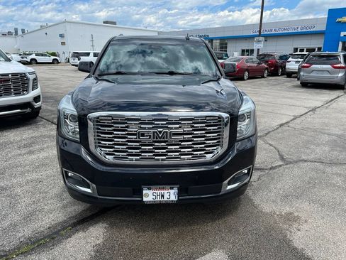 Used 2019 GMC Yukon XL Denali w/ Denali Ultimate Package AWD/4WD image 7