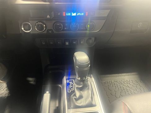 Used 2023 Toyota Tacoma TRD Pro AWD/4WD image 21