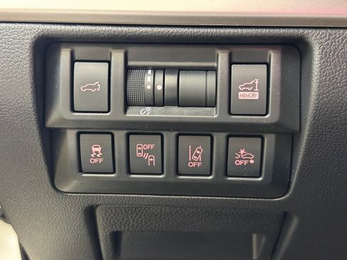 Used 2019 Subaru Outback 3.6R Touring w/ Popular Package #3A AWD/4WD image 30